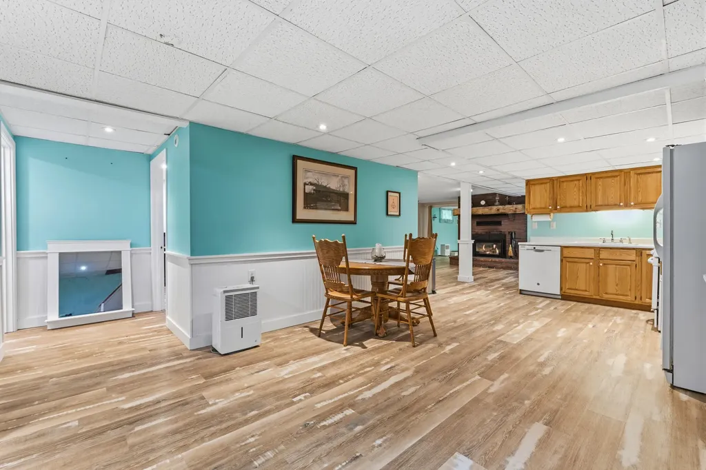 6 Lufkin Lane Mercer ME 04957