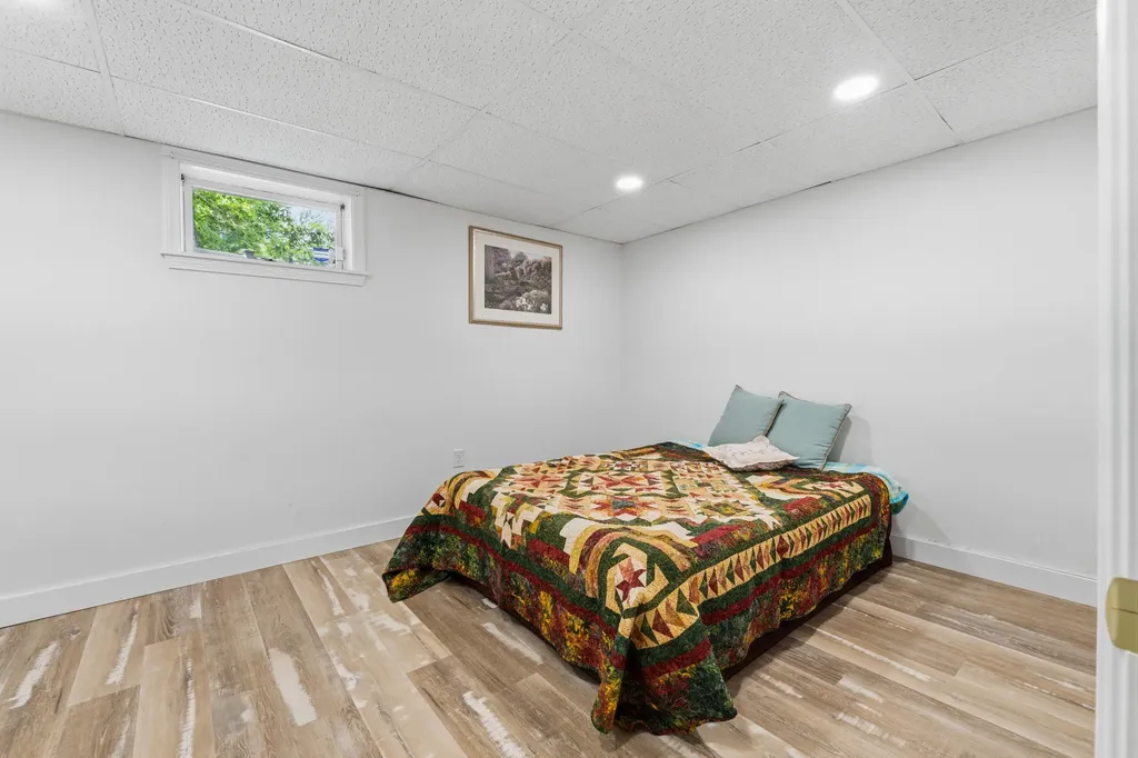 6 Lufkin Lane Mercer ME 04957