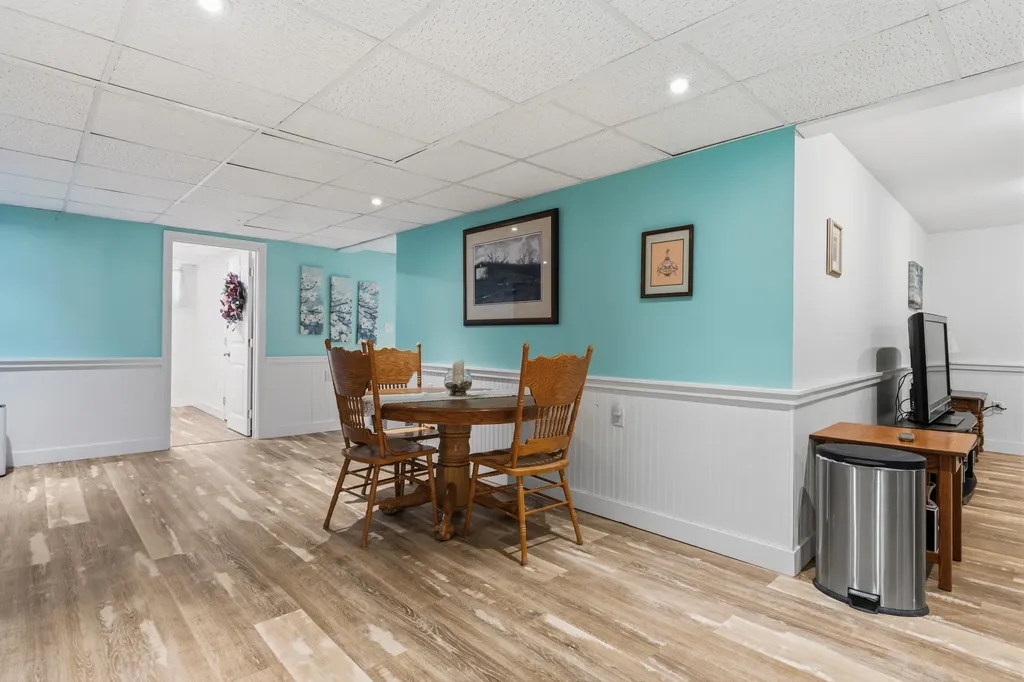 6 Lufkin Lane Mercer ME 04957