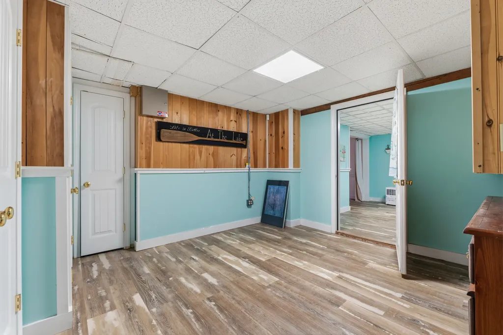 6 Lufkin Lane Mercer ME 04957