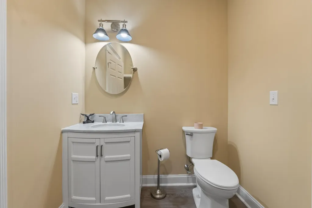 6 Lufkin Lane Mercer ME 04957