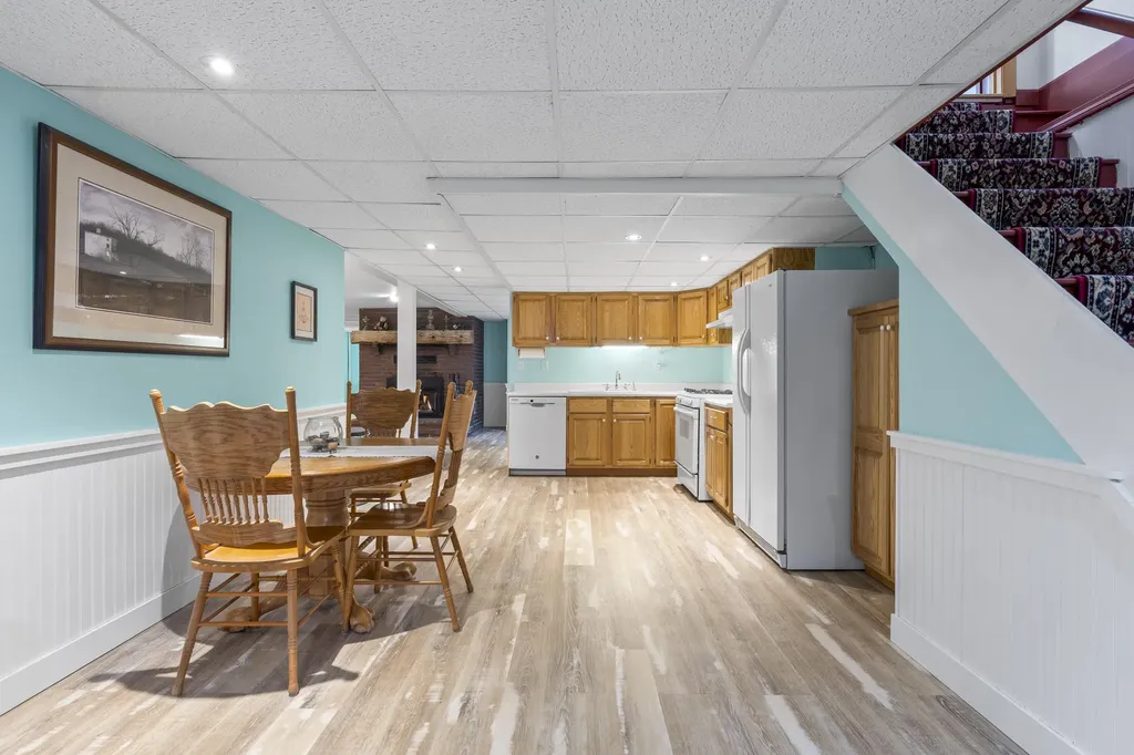 6 Lufkin Lane Mercer ME 04957