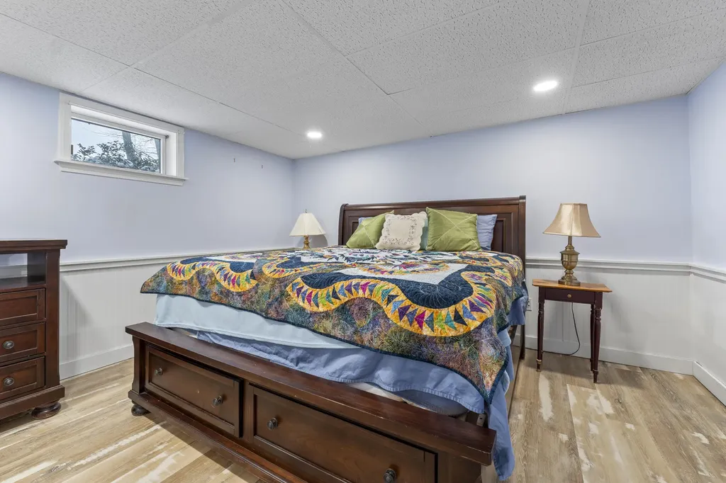 6 Lufkin Lane Mercer ME 04957