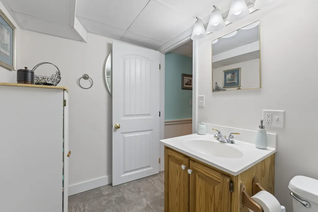 6 Lufkin Lane Mercer ME 04957