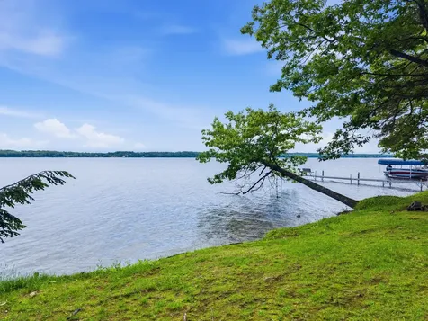 6 Lufkin Lane Mercer ME 04957