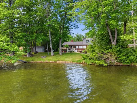 6 Lufkin Lane Mercer ME 04957