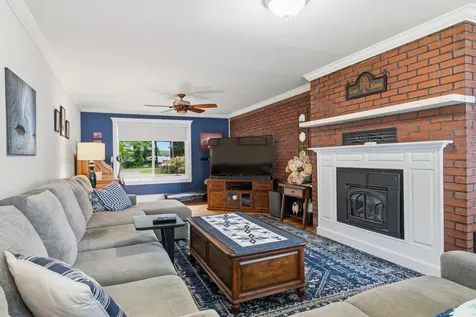 6 Lufkin Lane Mercer ME 04957