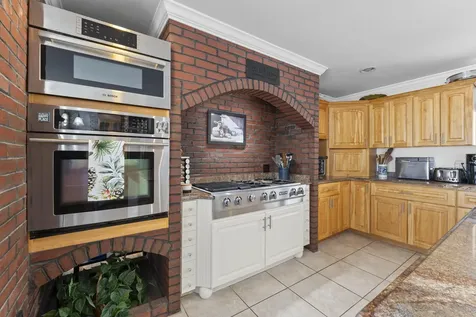 6 Lufkin Lane Mercer ME 04957
