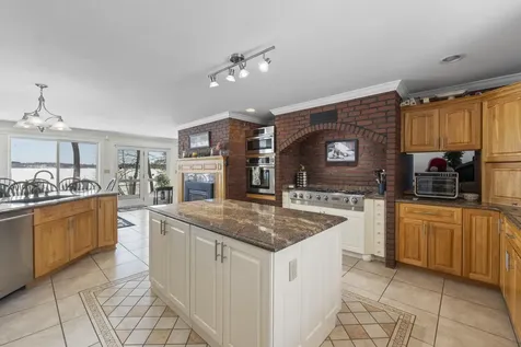 6 Lufkin Lane Mercer ME 04957