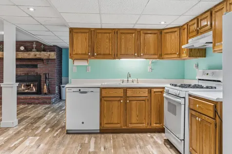 6 Lufkin Lane Mercer ME 04957