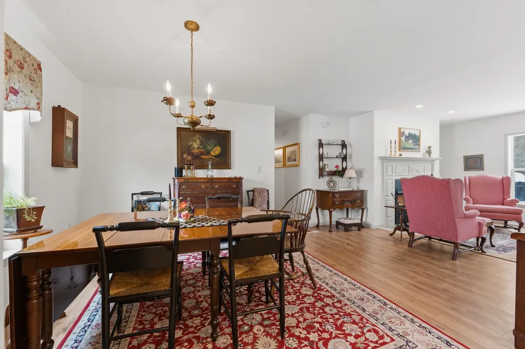 42 Caslyn Drive Eliot ME 03903