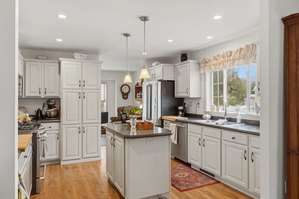 42 Caslyn Drive Eliot ME 03903