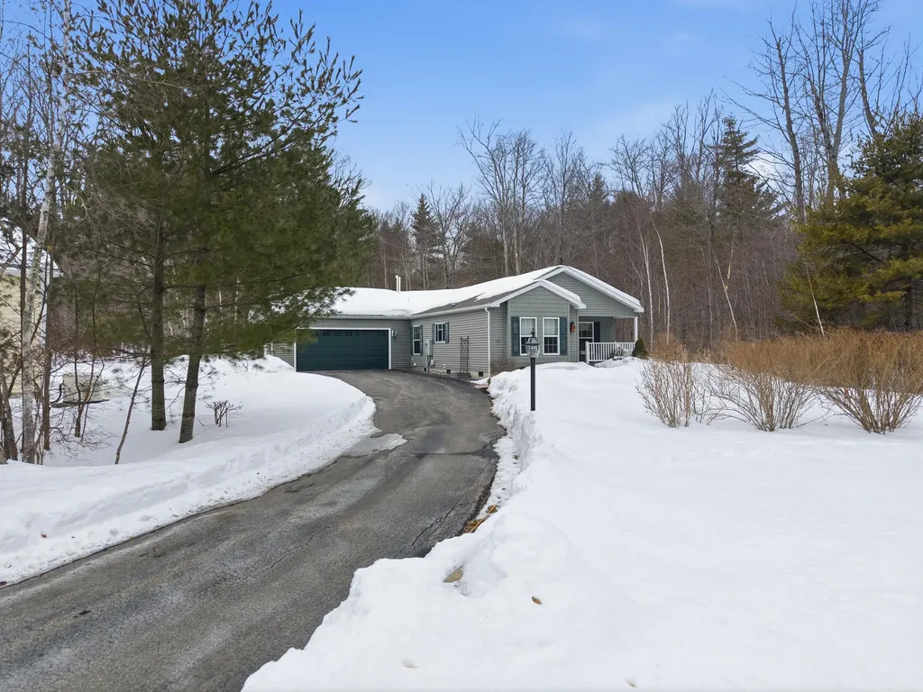 42 Caslyn Drive Eliot ME 03903