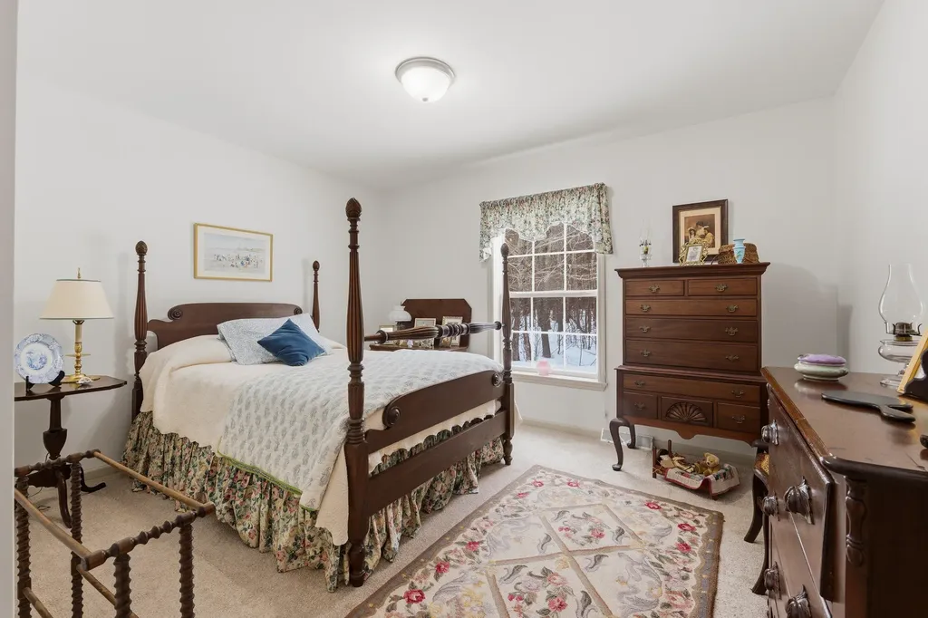 42 Caslyn Drive Eliot ME 03903
