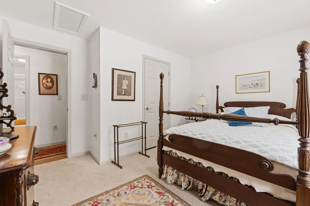 42 Caslyn Drive Eliot ME 03903