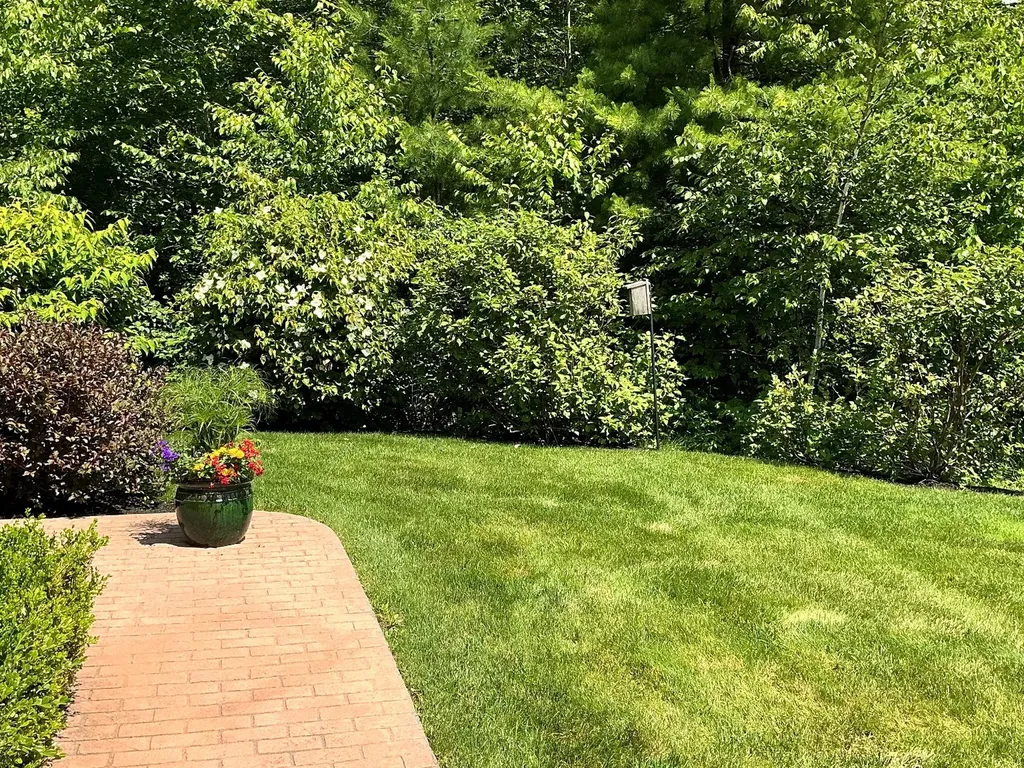 42 Caslyn Drive Eliot ME 03903