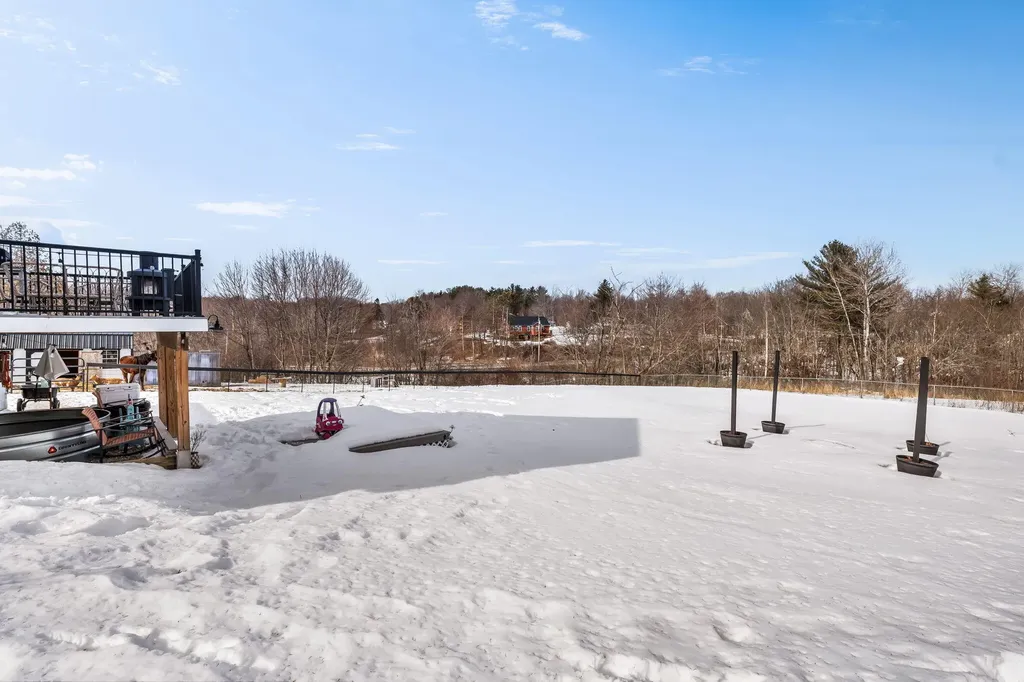 32 Northern Avenue Hampden ME 04444