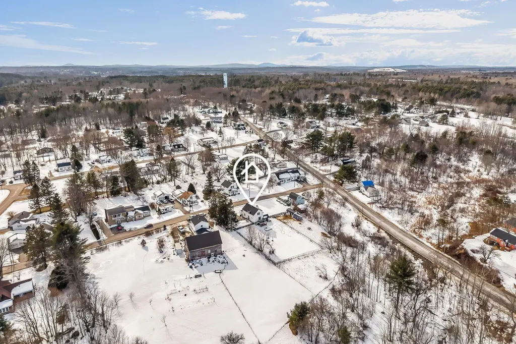 32 Northern Avenue Hampden ME 04444
