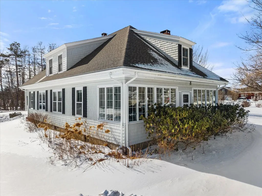 1222 Main Street Harrington ME 04643