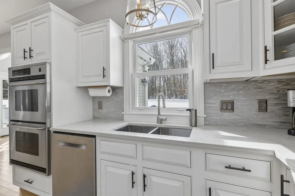8 Martin Drive Gorham ME 04038