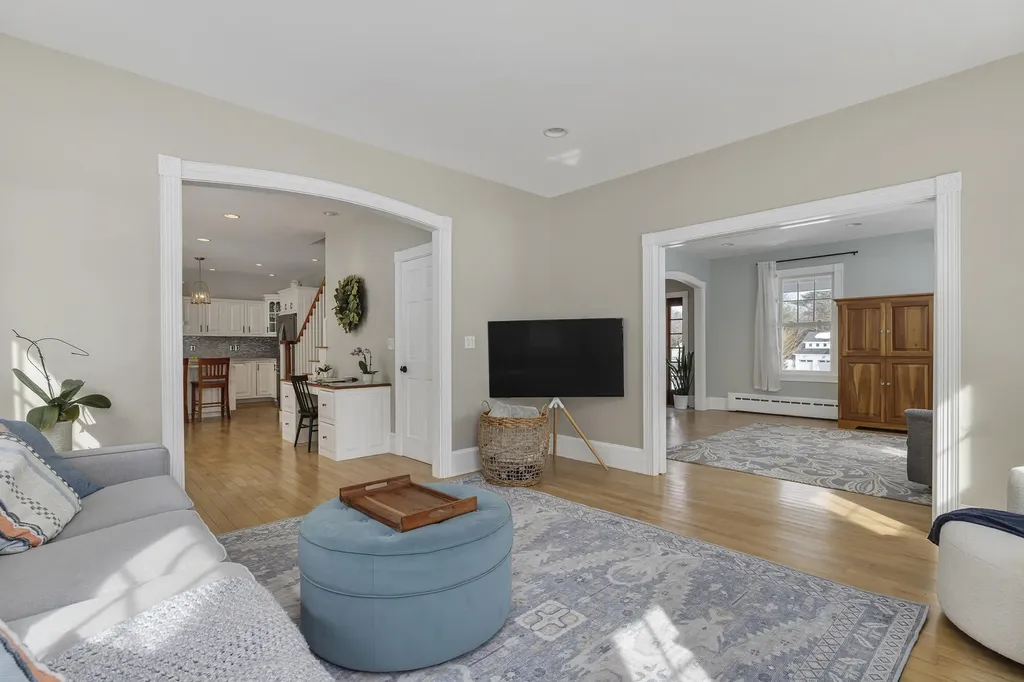 8 Martin Drive Gorham ME 04038