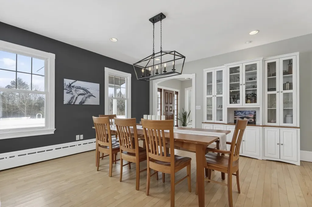 8 Martin Drive Gorham ME 04038