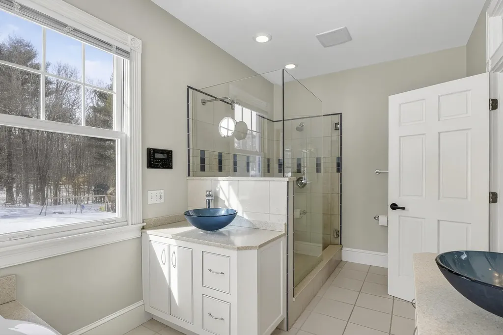 8 Martin Drive Gorham ME 04038