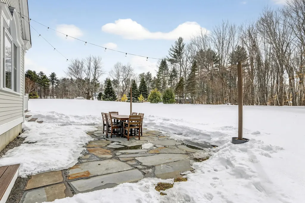 8 Martin Drive Gorham ME 04038