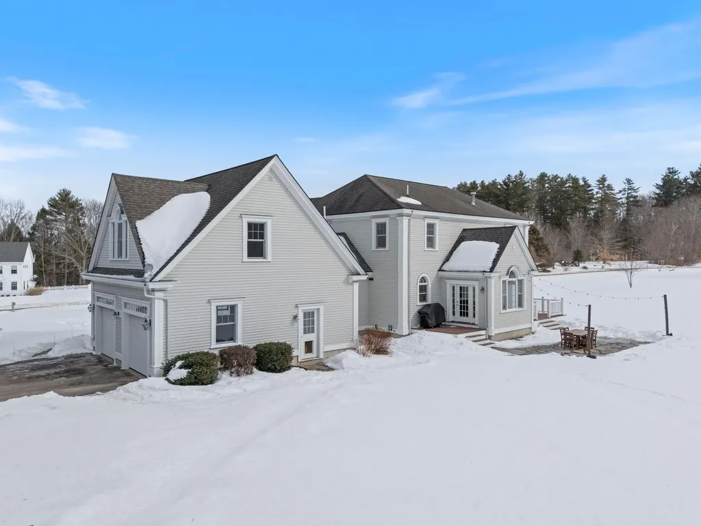 8 Martin Drive Gorham ME 04038