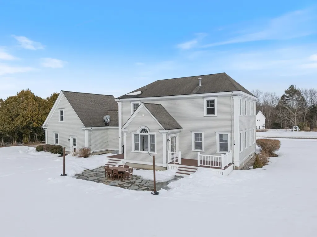 8 Martin Drive Gorham ME 04038