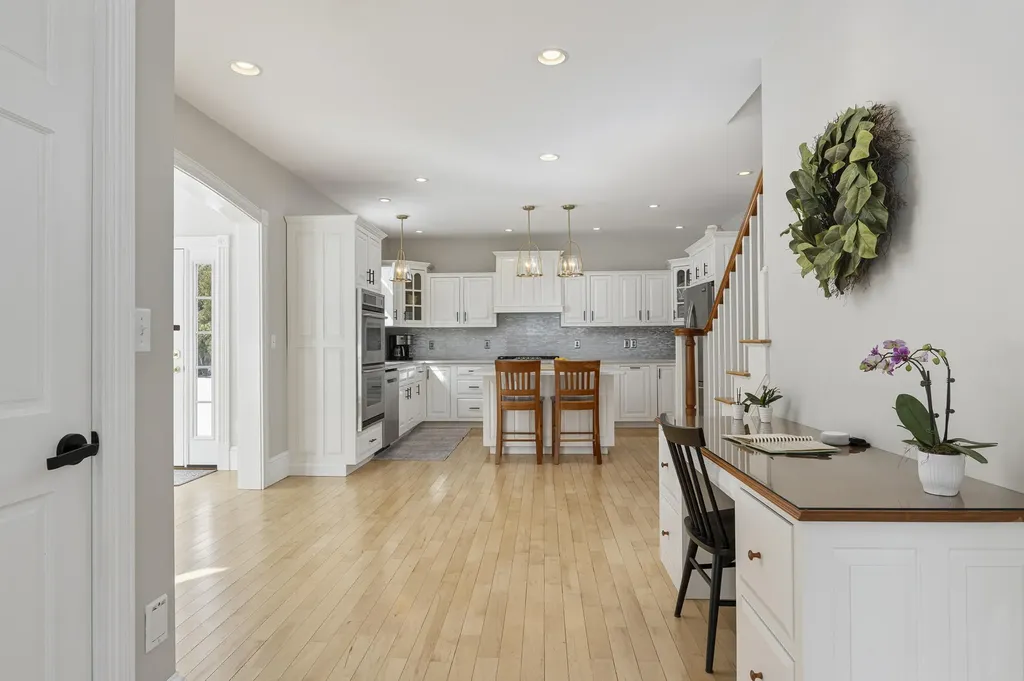 8 Martin Drive Gorham ME 04038