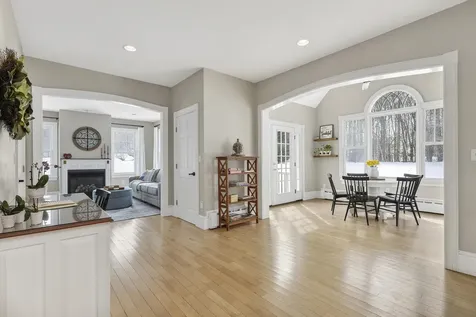 8 Martin Drive Gorham ME 04038