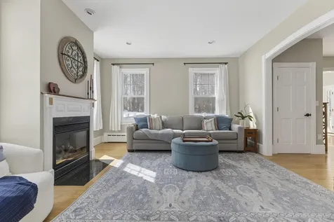 8 Martin Drive Gorham ME 04038