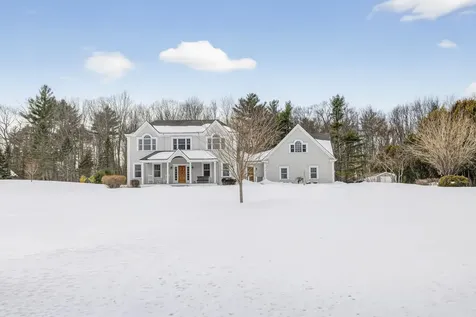8 Martin Drive Gorham ME 04038
