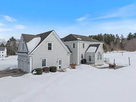 8 Martin Drive Gorham ME 04038