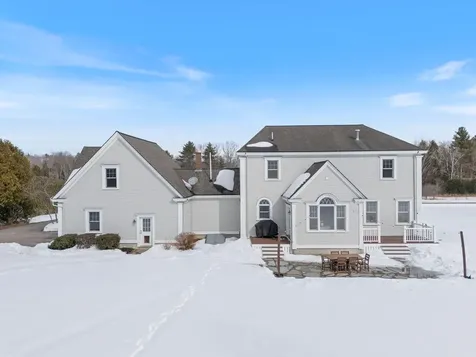 8 Martin Drive Gorham ME 04038