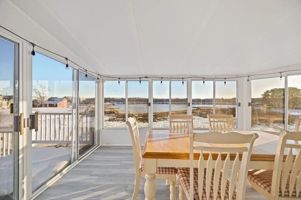 9 Riverside Avenue Saco ME 04072