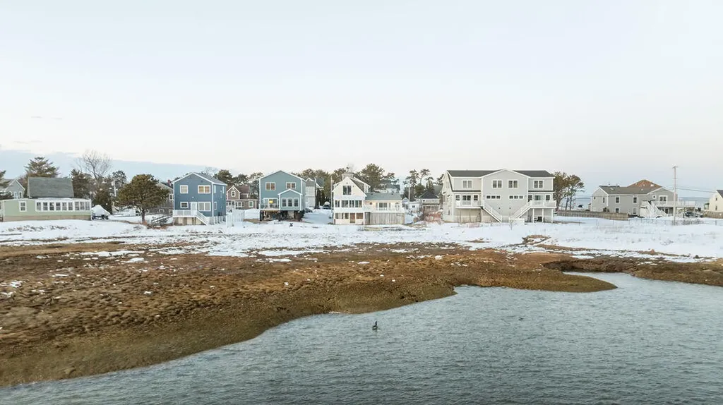 9 Riverside Avenue Saco ME 04072