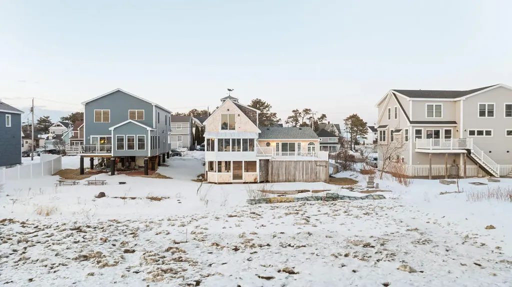 9 Riverside Avenue Saco ME 04072