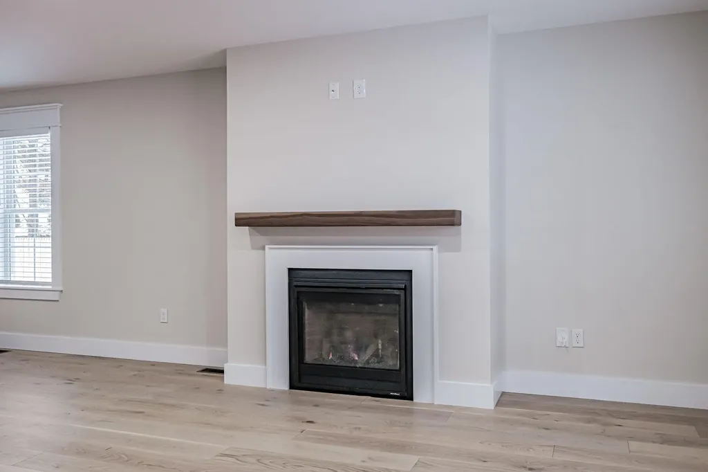 30 Fawn Woods Way Westbrook ME 04092