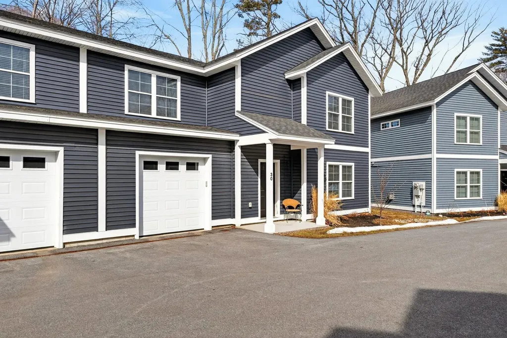 30 Fawn Woods Way Westbrook ME 04092