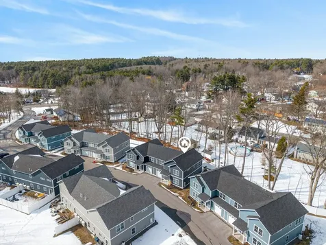 30 Fawn Woods Way Westbrook ME 04092