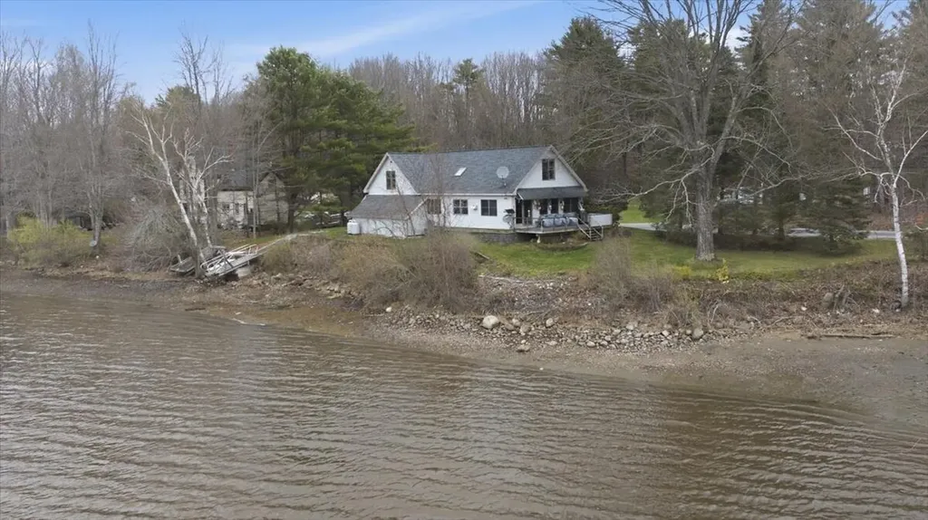 381 Cedar Grove Road Dresden ME 04342