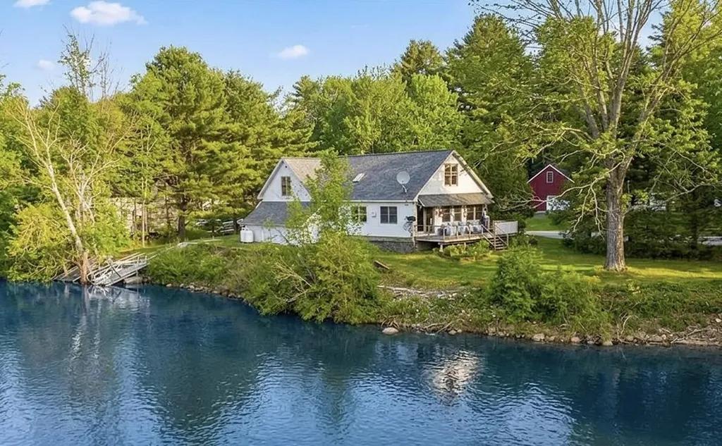 381 Cedar Grove Road Dresden ME 04342