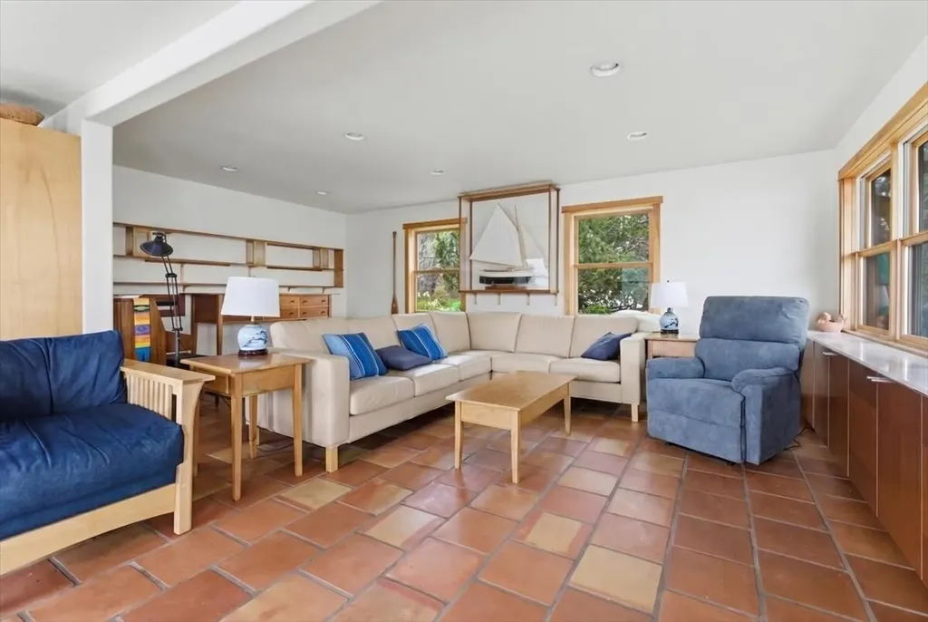 381 Cedar Grove Road Dresden ME 04342