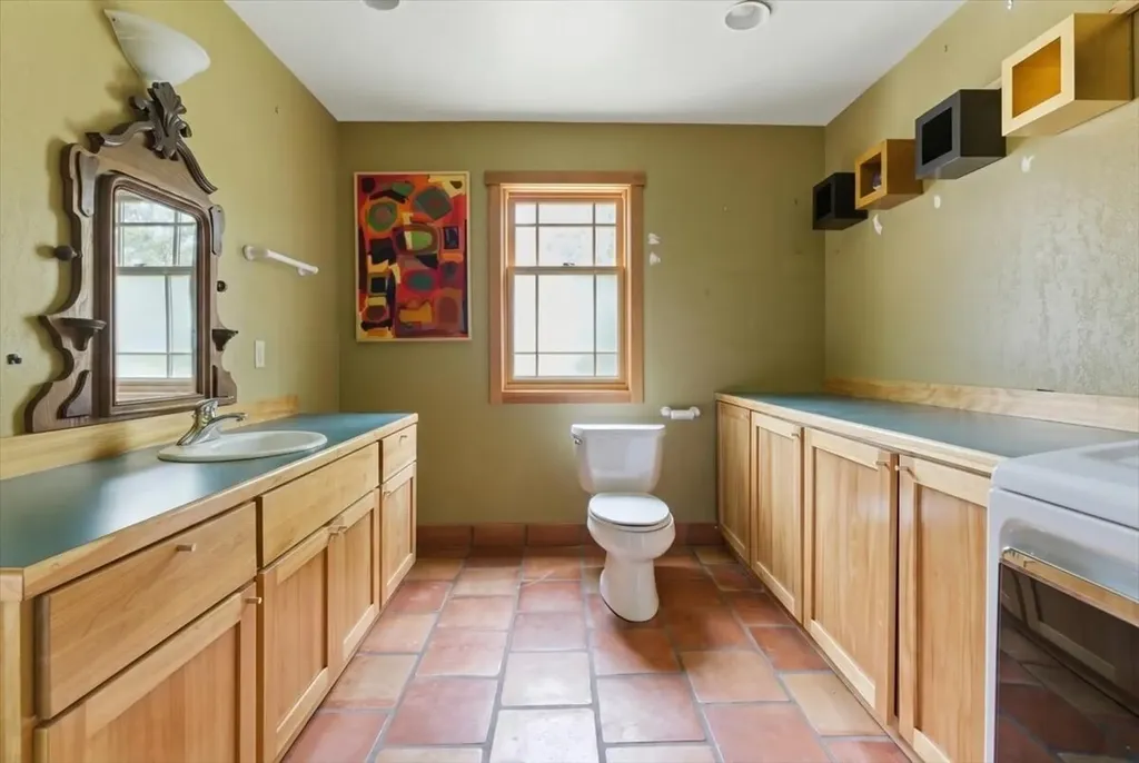 381 Cedar Grove Road Dresden ME 04342