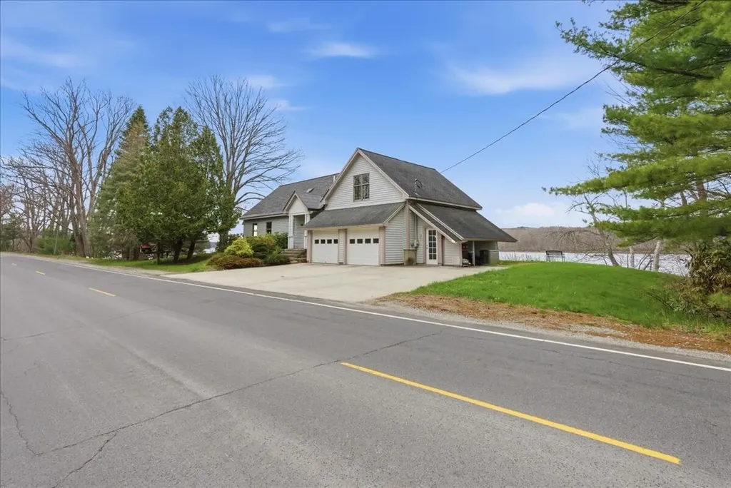381 Cedar Grove Road Dresden ME 04342