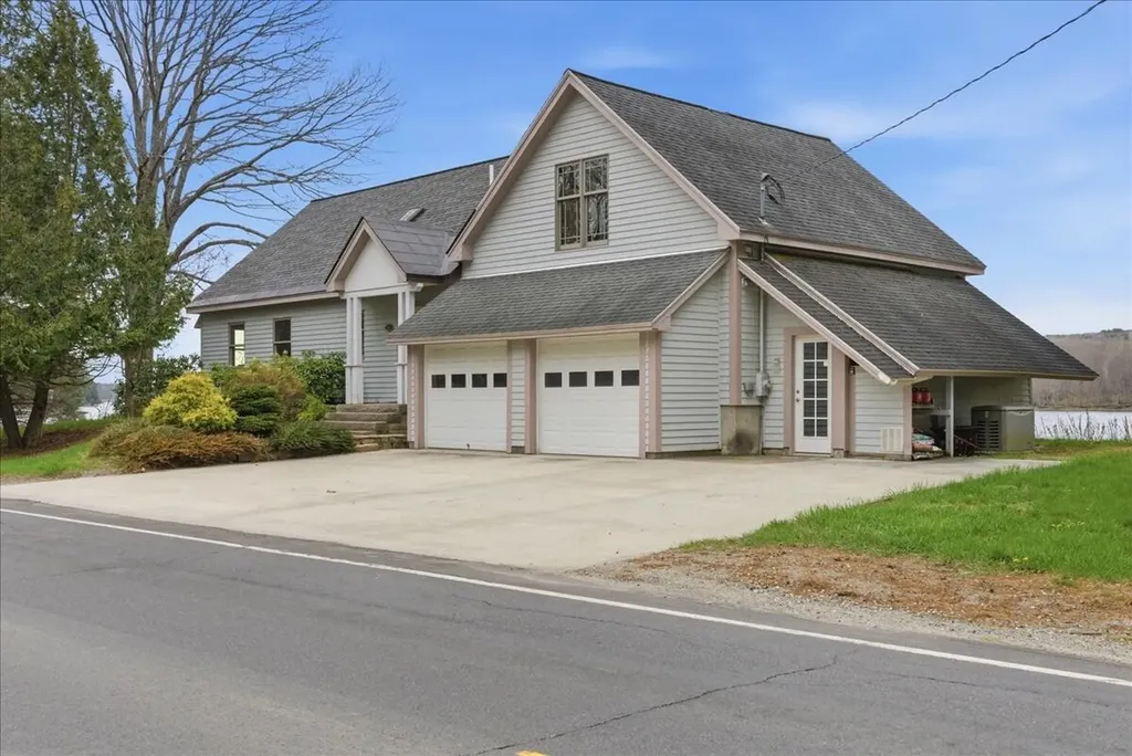 381 Cedar Grove Road Dresden ME 04342