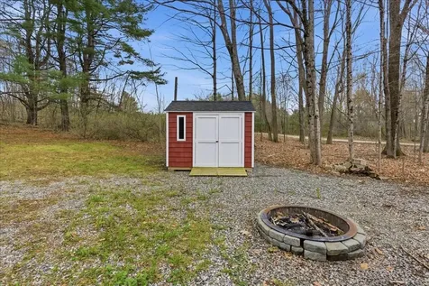 381 Cedar Grove Road Dresden ME 04342