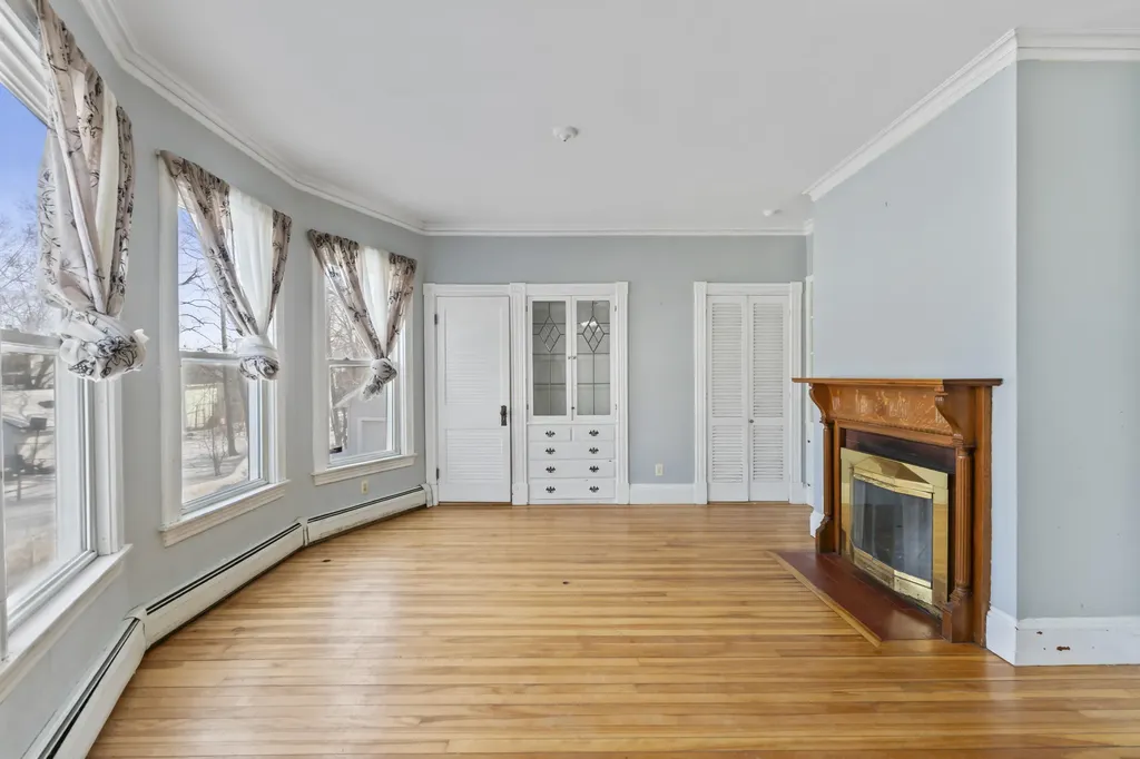 8 Prospect Street Waterville ME 04901